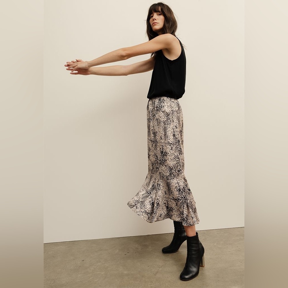 NWT | Lily & Lionel | Ford Leopard Print Skirt | Size Medium